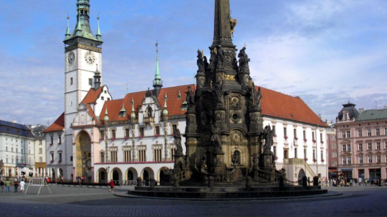 Old Town Apartments R11 Olomouc Bagian luar foto